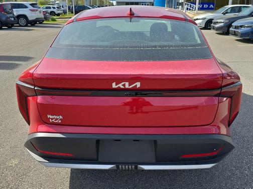 2025 Kia K4 EX