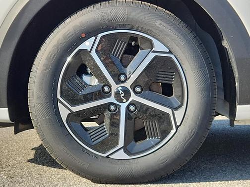 2025 Kia Niro EX
