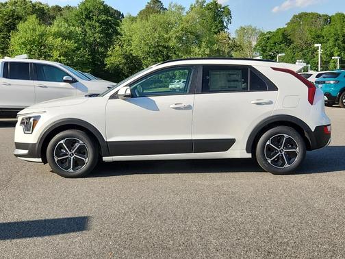 2025 Kia Niro EX