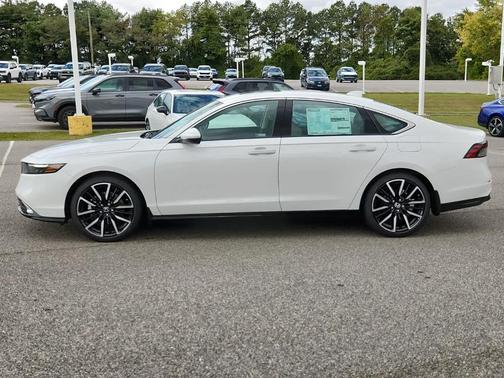 2025 Honda Accord Hybrid Touring