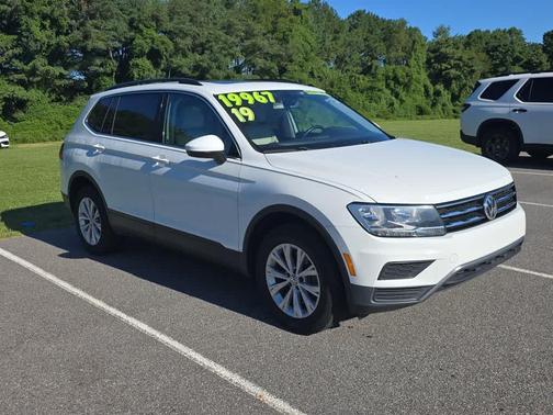2019 Volkswagen Tiguan 2.0T SE