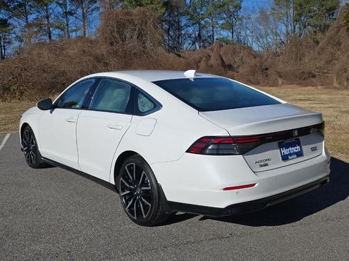 2023 Honda Accord Hybrid Touring