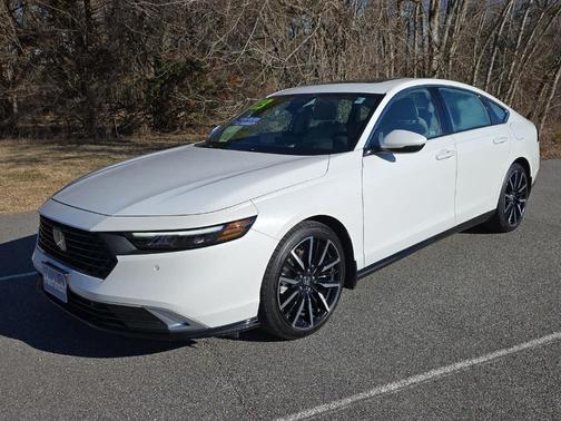 2023 Honda Accord Hybrid Touring