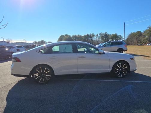 2023 Honda Accord Hybrid Touring