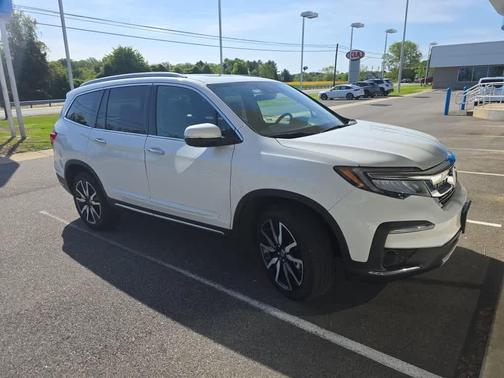 2022 Honda Pilot Touring 7-Passenger