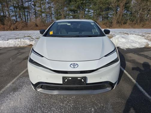 2023 Toyota Prius XLE