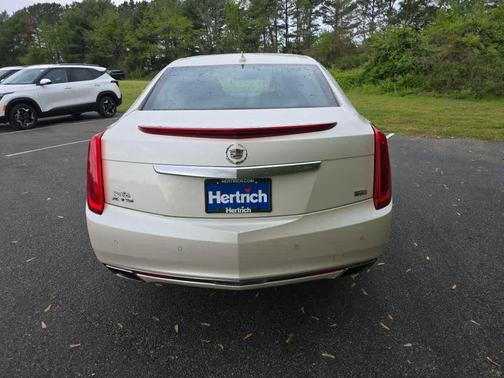 2013 Cadillac XTS Platinum