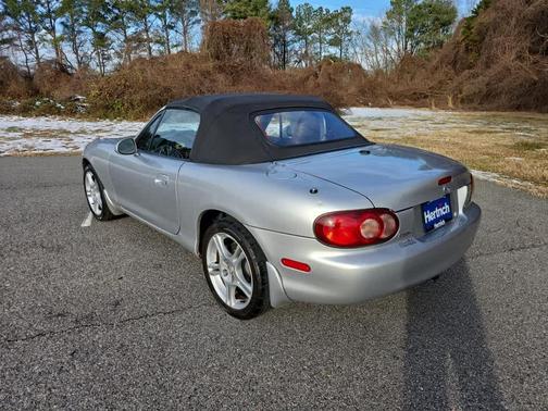 2005 Mazda MX-5 Miata Cloth
