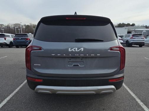 2022 Kia Telluride LX