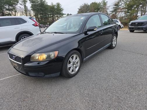 2004 Volvo S40 T5