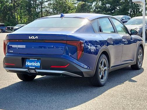 2025 Kia K4