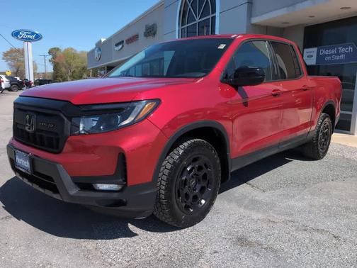 Radiant Red Metallic II 2025 Honda Ridgeline Sport+