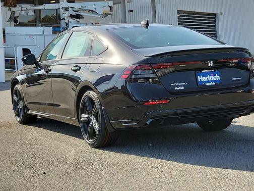 2025 Honda Accord Hybrid Sport-L