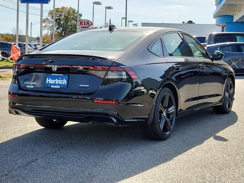 2025 Honda Accord Hybrid Sport-L
