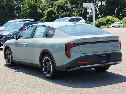 2025 Kia K4 EX