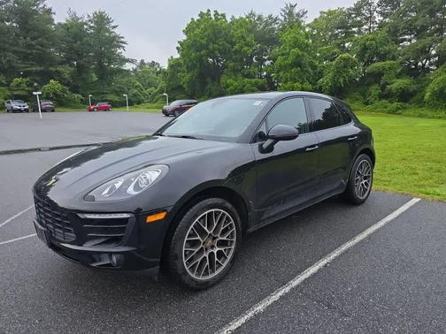 2018 Porsche Macan Sport Edition