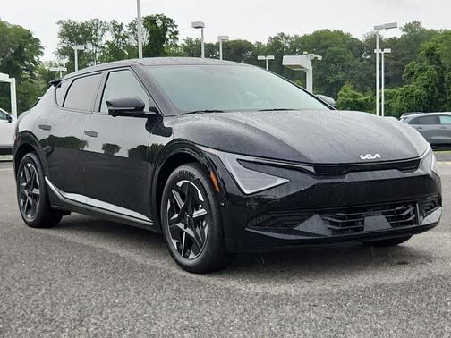 2025 Kia EV6 Wind