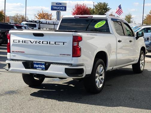 2022 Chevrolet Silverado 1500 Custom