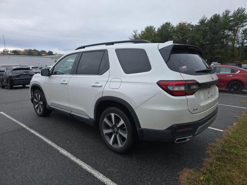 2023 Honda Pilot Touring