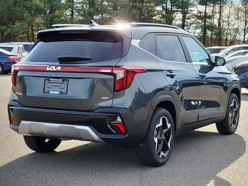 2025 Kia Seltos EX