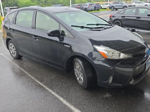 2015 Toyota Prius v Three