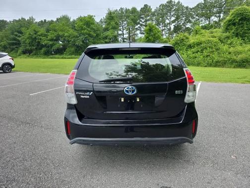 2015 Toyota Prius v Three