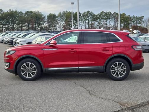 2020 Lincoln Nautilus Standard