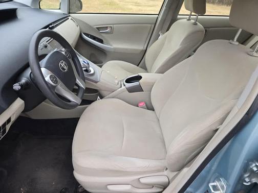 2012 Toyota Prius Two