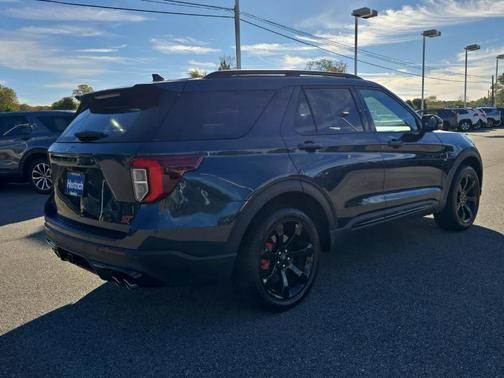2024 Ford Explorer ST
