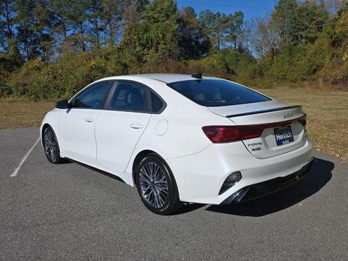 2022 Kia Forte GT-Line