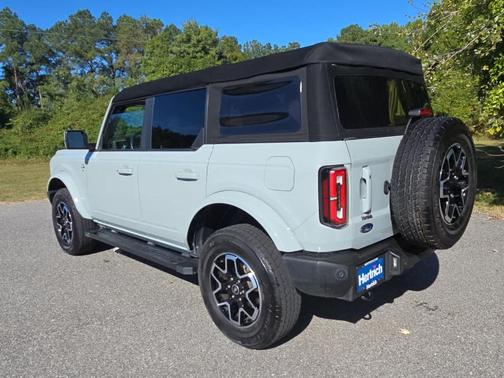 2023 Ford Bronco Outer Banks