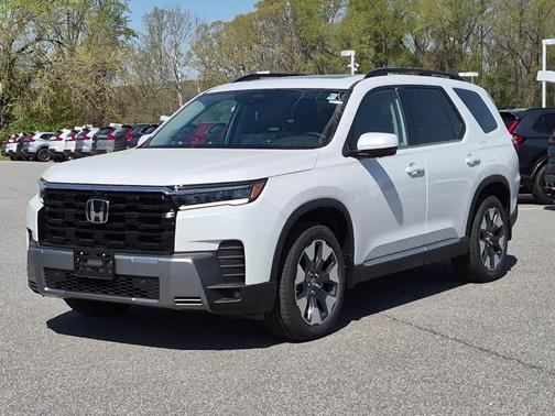 Platinum White Pearl 2026 Honda Pilot Elite