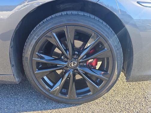 2022 Lexus ES 300h F SPORT