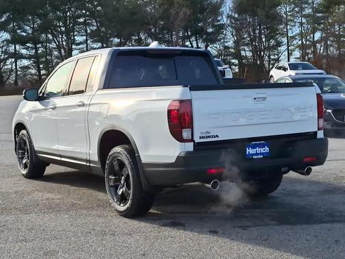 Platinum White Pearl 2026 Honda Ridgeline Black Edition
