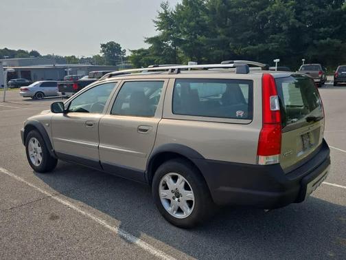 2005 Volvo XC70 2.5T