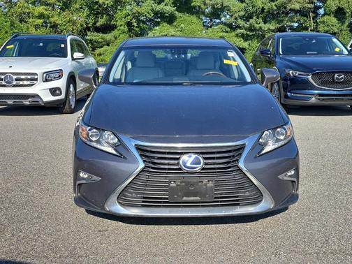 2016 Lexus ES 300h Base