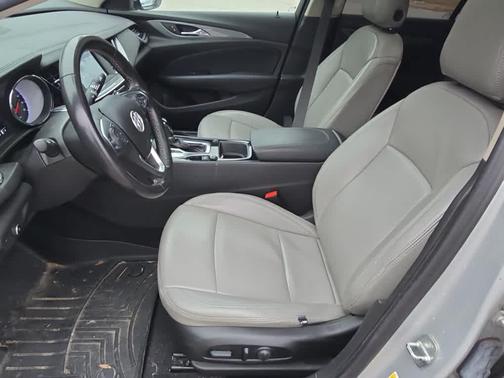 2020 Buick Regal Sportback Preferred