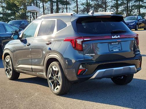 2025 Kia Seltos SX