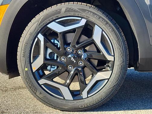 2025 Kia Seltos SX