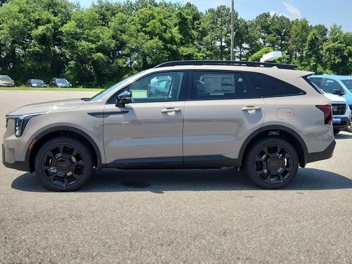 2025 Kia Sorento X-Line EX