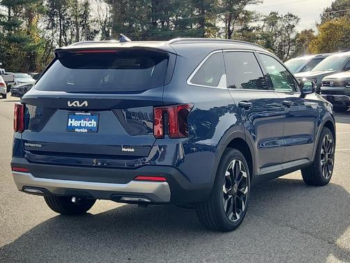2026 Kia Sorento EX