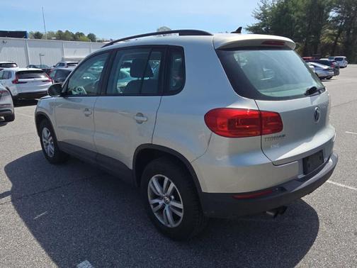 2015 Volkswagen Tiguan Auto S