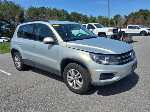 2015 Volkswagen Tiguan Auto S