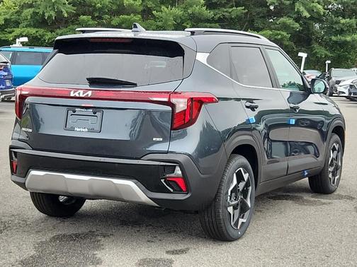 2025 Kia Seltos EX