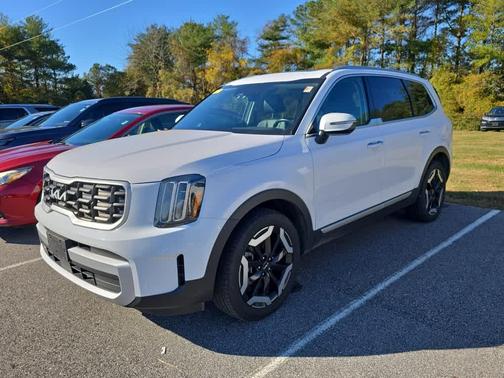 2023 Kia Telluride S