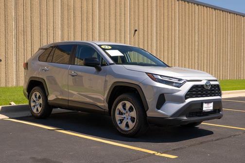 2023 Toyota RAV4 LE