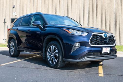 2020 Toyota Highlander Hybrid XLE
