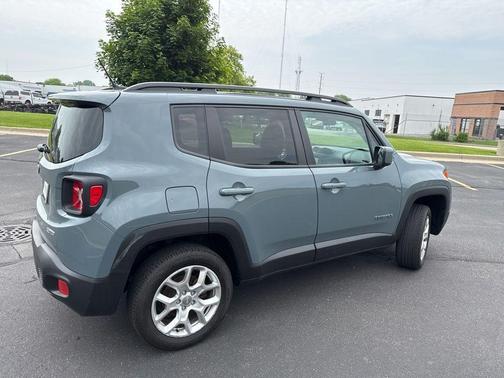 2017 Jeep Renegade Latitude