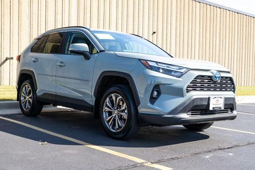 2023 Toyota RAV4 Hybrid XLE Premium