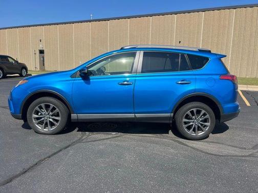 2018 Toyota RAV4 Limited
